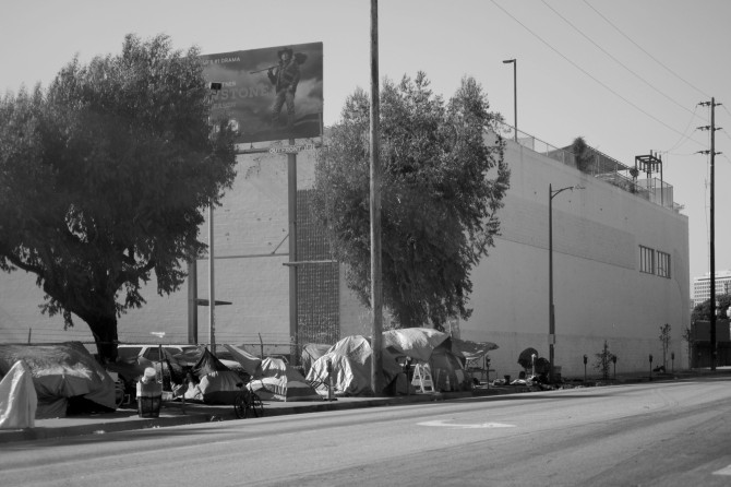 GERHARD HOEHME & DELIA JÜRGENS. Like Wolves on the Fold