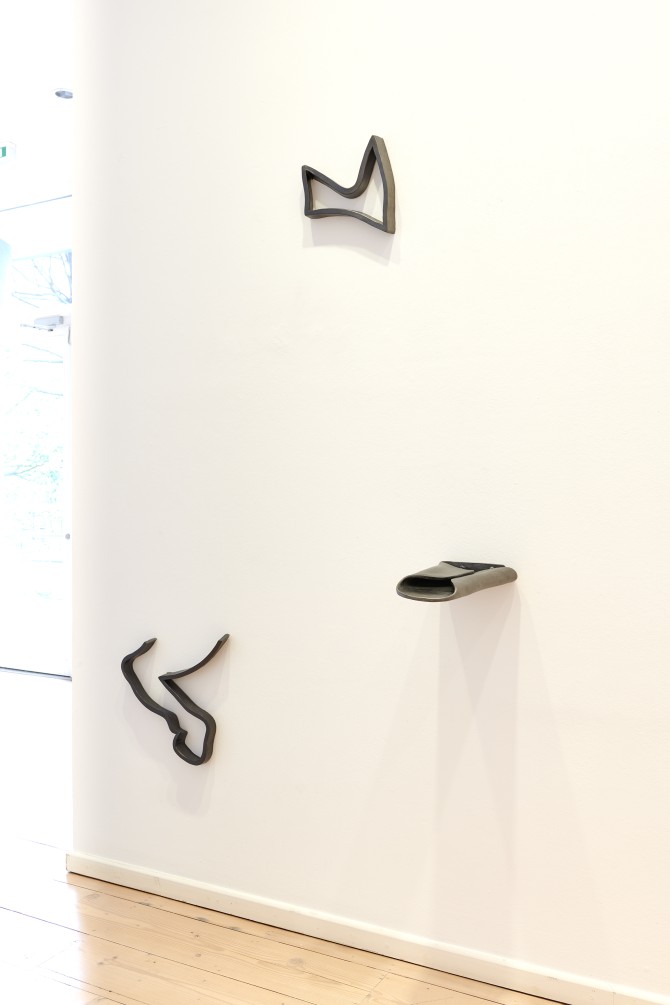 Shifting Signs